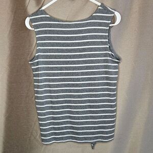 Tahari, Grey, White, Top, Size: S